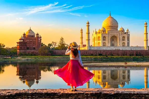 North-India-with-Taj-Mahal-and-Ganges​-card-BANNER